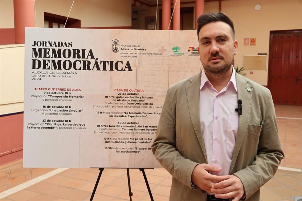 El delegado de Memoria Democrática, Christofer Rivas, ha presentado este martes el programa de las jornadas.