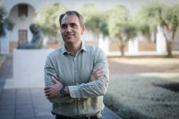 Valero (IU) critica que Moreno no pida las competencias de ferrocarril "como recoge el Estatuto de Autonomía"