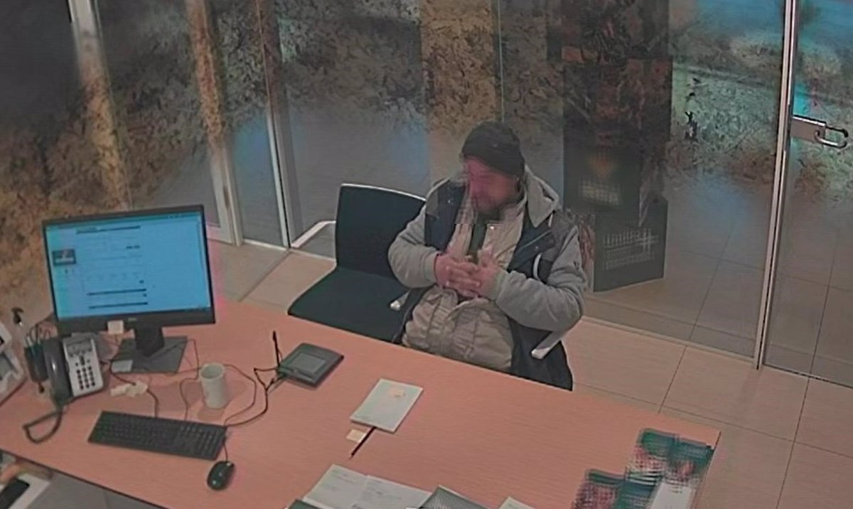 Un detenido y dos investigados en La Rioja por estafa y blanqueo de capitales a través de Internet