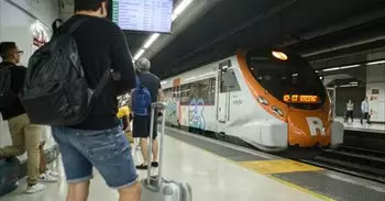 Interrumpida la circulación de 7 líneas de Rodalies por un atropello en Castelldefels (Barcelona)