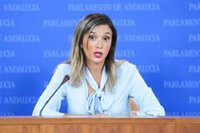 La portavoz del PSOE-A replica a Susana Díaz que fueron "los militantes" quienes eligieron a Espadas secretario general