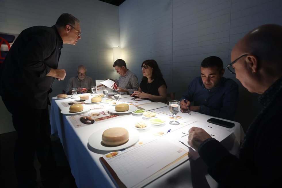 La quesería Quesos del Casar S.L. nombrada por tercer año consecutivo Mejor Torta del Casar