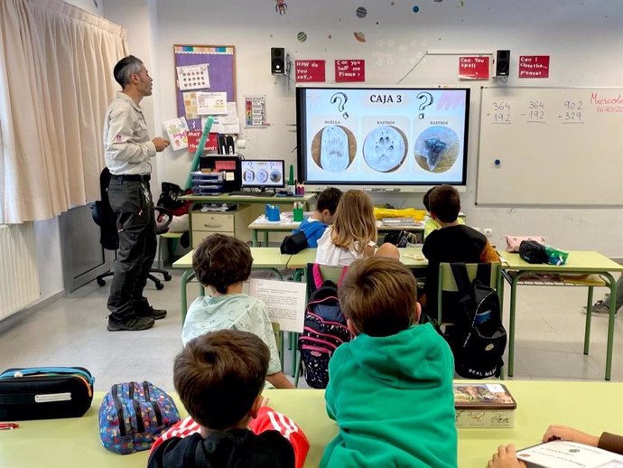 Comienza el programa de visitas educativas 'Cabárceno en tu cole' en el que participarán más de 2.400 escolares