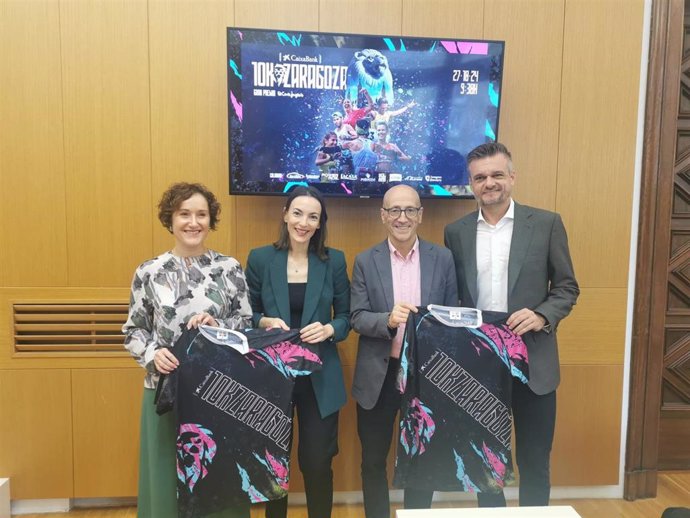 Presentación de l preuba deportiva CaixaBank 10K Zaragoza El Corte Inglés