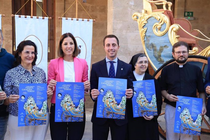 El carro triunfal de santa Catalina Tomàs volverá a desfilar por Palma este sábado.