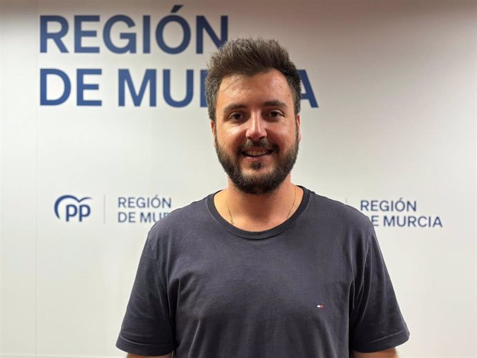 El diputado regional del Grupo Parlamentario Popular Antonio Landáburu