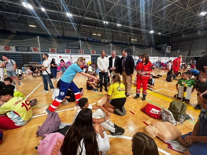 Jornada de reanimación cardiopulmonar dirigida a jóvenes.