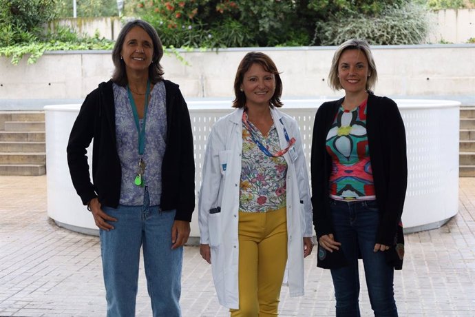 Tres de las investigadoras del equipo responsable del estudio,  Marta Coll, Mar Vernet, Esther Mur