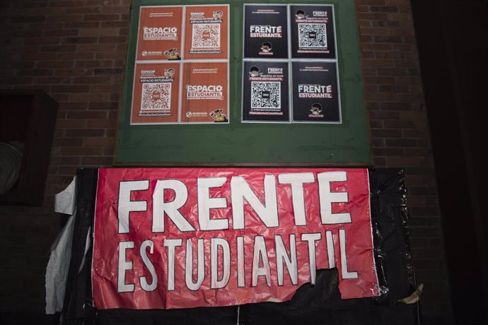 Carteles del Frente Estudiantil en la Universidad de Buenos Aires, Argentina