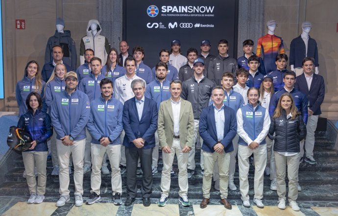 La RFEDI presenta en el Edificio Telefónica de Gran Vía sus equipos nacionales para la temporada 2024/25.