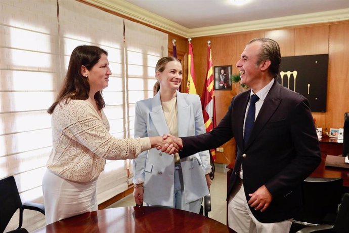 El Govern y Campos firman la prórroga del convenio para el funcionamiento del Campo de Aprendizaje Es Palmer.