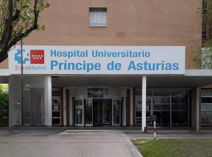 Archivo - Fachada del Hospital Universitario Príncipe de Asturias de Alcalá de Henares.