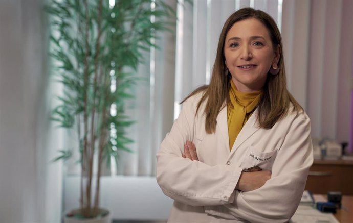 La directora del Instituto Oncológico Quirónsalud Zaragoza, Elena Aguirre.