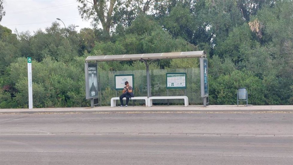 Parada del autobús metropolitano en el campus de Puerto Real