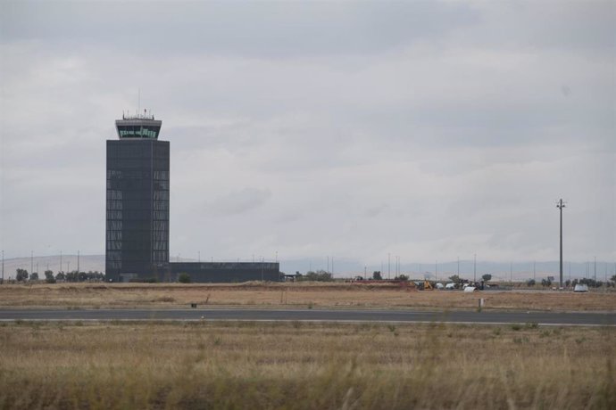 Vista general del aeropuerto de Ciudad Real, a 15 de octubre de 2024, en Ciudad Real, Castilla-La Mancha (España). El Gobierno estudia si dedicar las instalaciones del aeropuerto de Ciudad Real a ubicar un centro donde albergar a migrantes adultos. Tras c