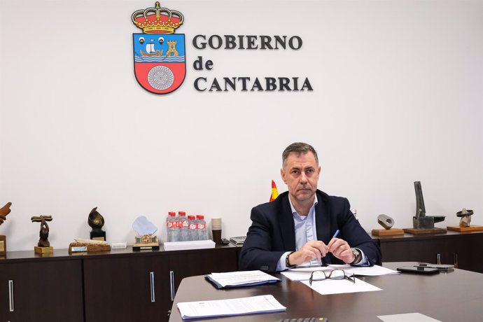 El consejero de Cultura, Turismo y Deporte del Gobierno de Cantabria, Luis Martínez Abad, participa de forma telemática en el XXXVI Pleno de la Conferencia Sectorial de Cultura