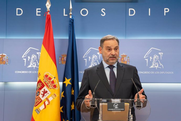 Archivo - El diputat del Grup Mixt José Luis Ábalos, durant una roda de premsa, al Congrés dels Diputats, a 24 de julio del 2024, a Madrid (Espanya). 