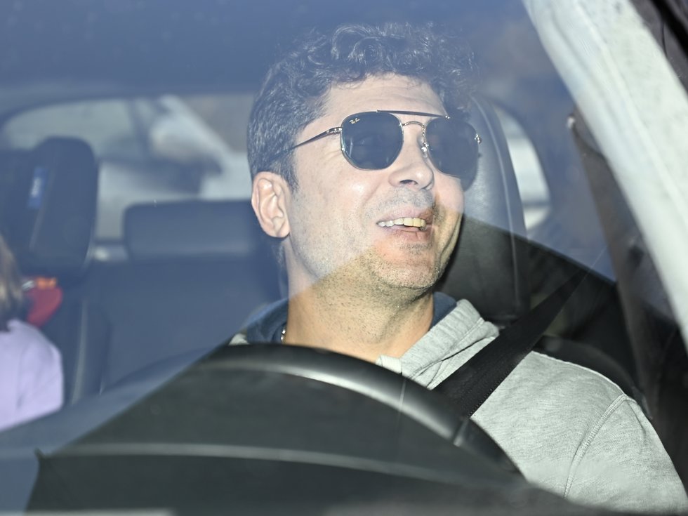 ÁNGEL CRISTO JR LLEGA A LA FINCA DONDE SE CASARÁ ESTA TARDE CON ANA HERMINIA
