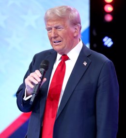 16 October 2024, US, Doral: Former US president and Republicans presidential candidate Donald Trump attends the Noticias Univision - Destino 2024 Town Hall at the Univision Studios Florida. Photo: Guille Briceno/imageSPACE via ZUMA Press Wire/dpa