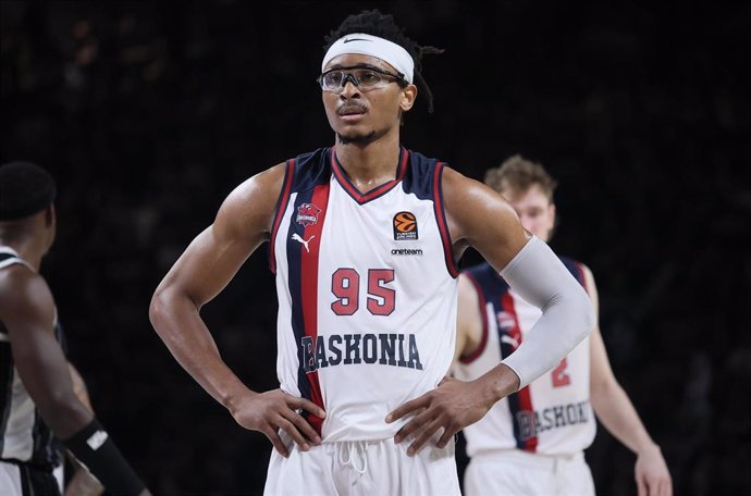 Archivo - Chima Moneke, durante un partido del Baskonia.