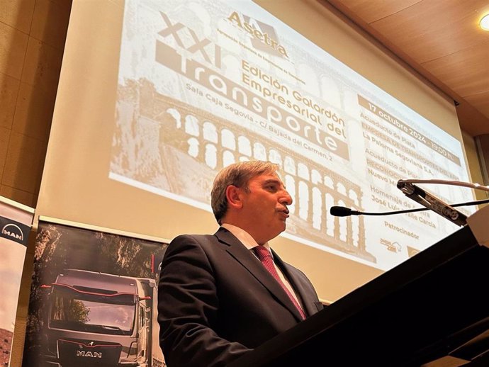 El Consejero De Movilidad Y Transformación Digital, José Luis Sanz Merino, Durante La Vigésima Edición Del Galardón Empresarial Del Transporte Organizado Por La Agrupación Segoviana De Empresarios Del Transporte, Asetra