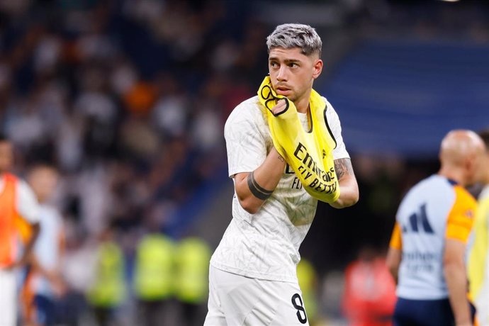 El uruguayo Federico Valverde, durante un calentamiento con el Real Madrid.