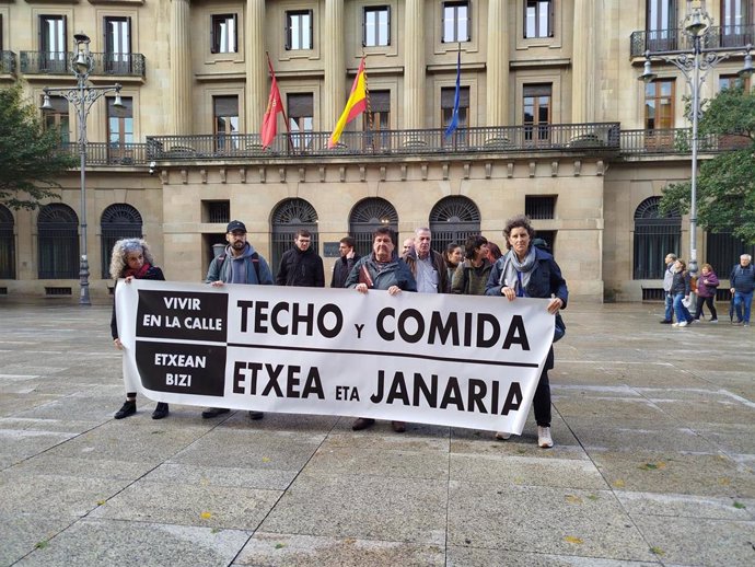 Imagen de los colectivos y entidades que han registrado quejas ante Gobierno de Navarra y Ayuntamiento de Pamplona sobre la situación de personas sin hogar