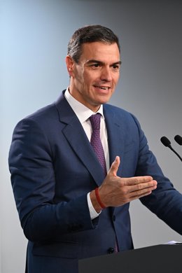 El presidente del Gobierno, Pedro Sánchez, ofrece una rueda de prensa tras la sesión de trabajo del Consejo Europeo, a 17 de octubre de 2024, en Bruselas (Bélgica).