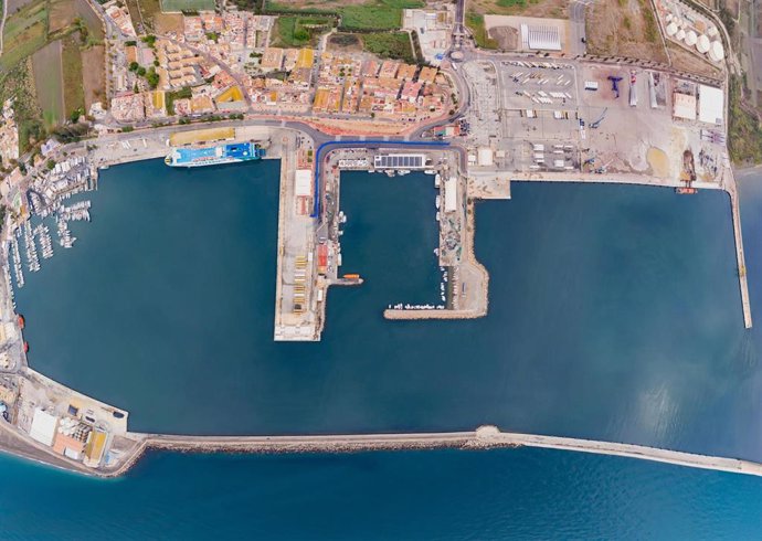 Foto aérea general del Puerto de Motril