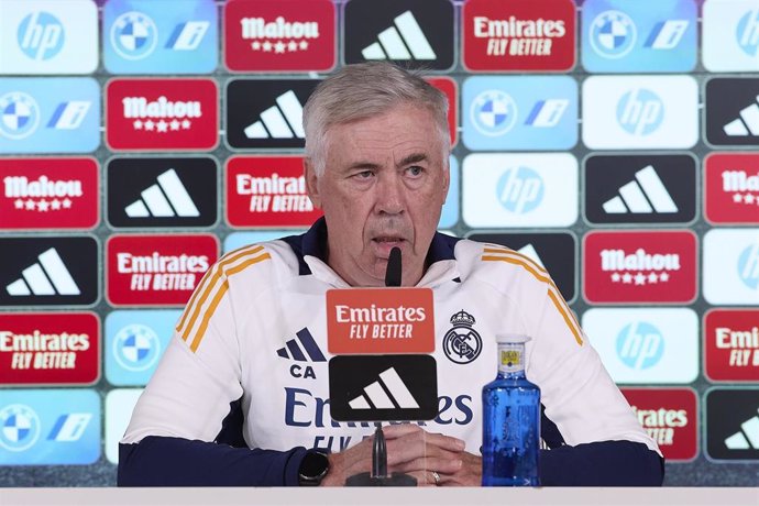 Carlo Ancelotti en rueda de prensa