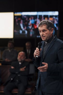 El obispo de Bilbao y presidente de la Comisión para las Misiones y Cooperación entre las Iglesias de la Conferencia Episcopal Española, Joseba Segura, en la entrega de premios de OMP.