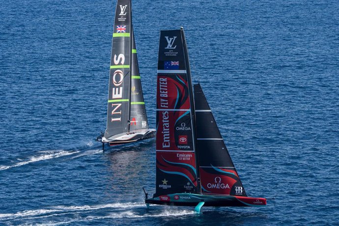 October 19, 2024. Louis Vuitton 37th America's Cup, Race Day 6. EMIRATES TEAM NEW ZEALAND, INEOS BRITANNIA