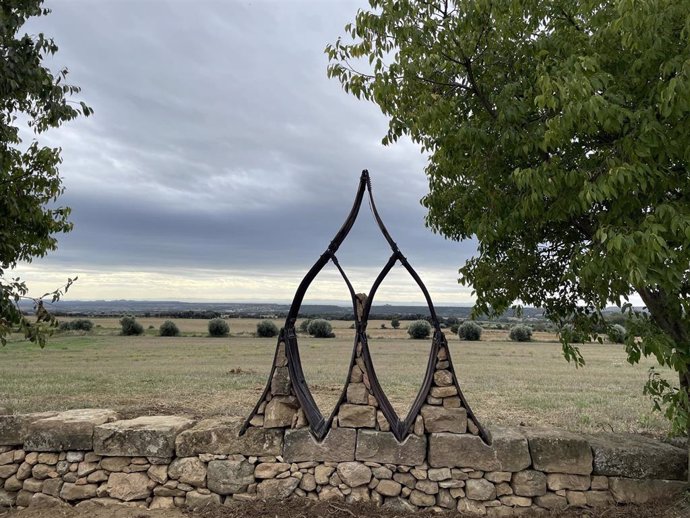 Resultado de la obra paisajística del Murete de Lopozano (Huesca)