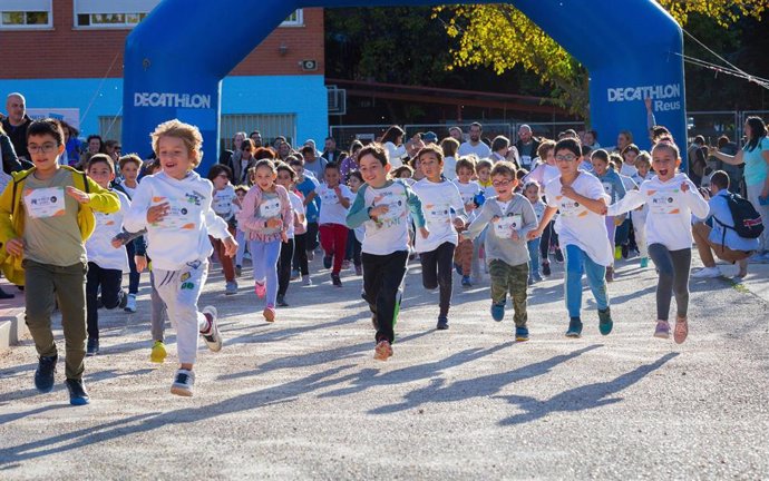 La carrera solidaria 'La Vuelta al Cole'