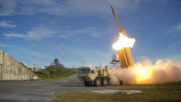 Archivo - Fotografía de archivo de un sistema antiaéreo avanzado Defensa de Área de Gran Altitud Terminal (THAAD, por sus siglas en inglés)