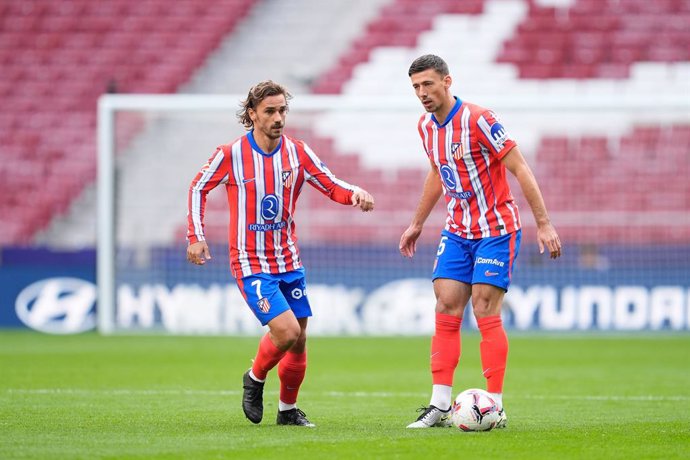 Antoine Griezmann and Clement Lenglet of Atletico de Madrid in action during the Spanish League, LaLiga EA Sports, football match played between Atletico de Madrid and CD Leganes at Civitas Metropolitano stadium on October 20, 2024, in Madrid, Spain.