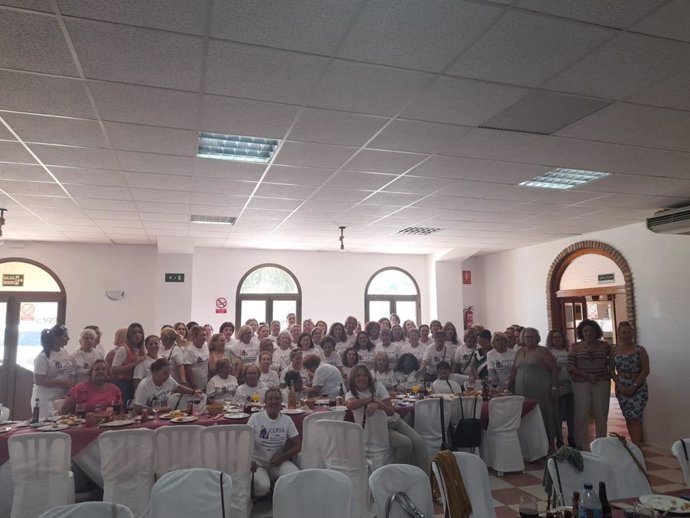 Archivo - Mujeres celebrando el Día de la Mujer Rural 2023 de la mano de la Diputación de Cádiz.