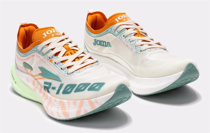 Imagen de la edición especial del modelo R-1000 de Joma para la Maratón de Florencia 2024