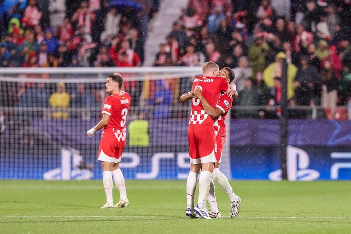 Donny van de Beek of Girona FC celebrates a goal during the UEFA Champions League, football match played between Girona FC and Feyenoord at Estadio de Montilivi on October 02, 2024 in Girona, Spain.