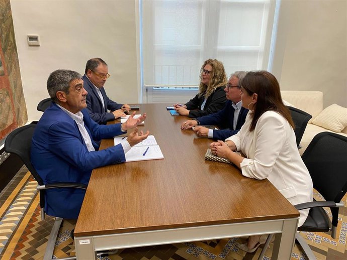 La reunión del PP con el delegado