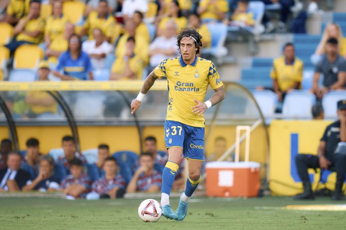 Fabio Silva of UD Las Palmas in action during the Spanish league, La Liga EA Sports, football match played between UD Las Palmas and RC Celta de Vigo at Estadio Gran Canaria on October 5, 2024, in Las Palmas de Gran Canaria, Spain.