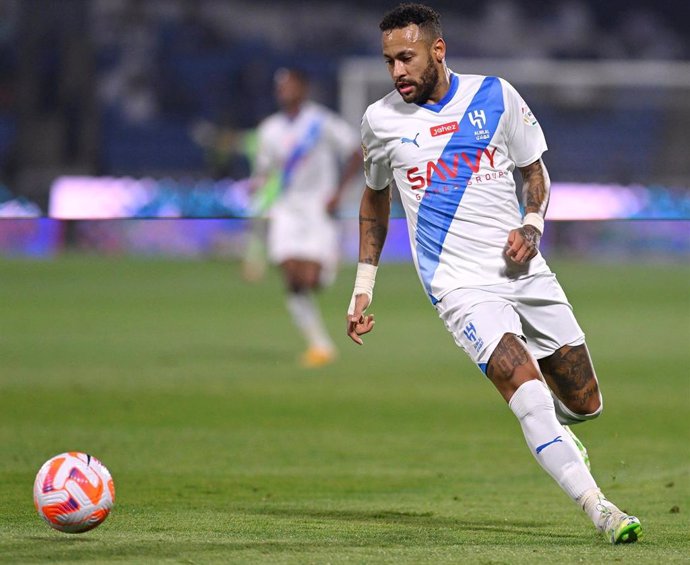 Archivo - 21 September 2023, Saudi Arabia, Abha: Al Hilal's Neymar in action during the Saudi Pro League soccer match between Al Hilal and Damac at Prince Sultan bin Abdul Aziz Stadium. Photo: -/Saudi Press Agency/dpa