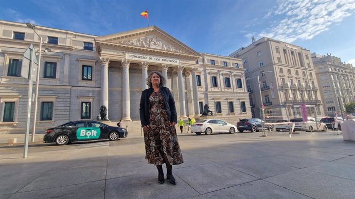 La consejera de Desarrollo Sostenible, Mercedes Gómez, acompaña este martes a los directivos y responsables de la empresa Hydnum Steel en la presentación de su proyecto de acería verde en Puertollano en el Congreso.