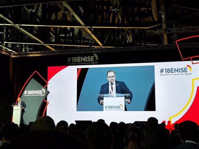 El director del INCIBE en la inauguración de ENISE en León.