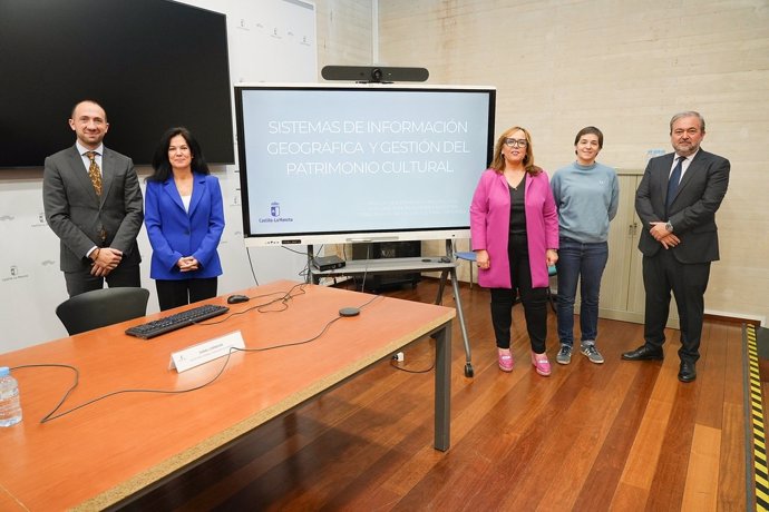 Presentación de un visor de consultas del inventario del patrimonio cultural en el Portal de Mapas de Castilla-La Mancha.