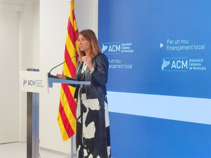 La presidenta de la Associació Catalana de Municipis (ACM), Meritxell Budó, en la presentación del Observatori de Finances Locals, a 22 de octubre de 2024 en Barcelona (Catalunya)