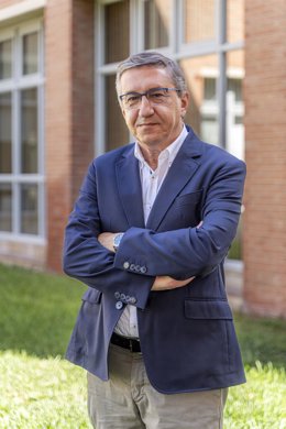 Archivo - El conseller de Educación, Universidades y Empleo de la Generalitat Valenciana, José Antonio Rovira. 