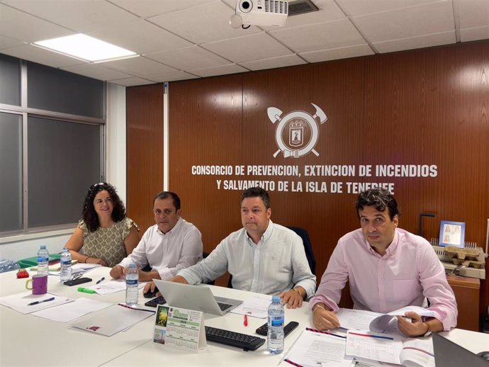 Mesa del Pleno del Consorcio de Bomberos de Tenerife