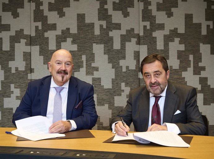 Iñigo Iturrate, director general de Euskalduna Bilbao y Juan Carlos Matellanes, presidente de ABAO Bilbao Opera