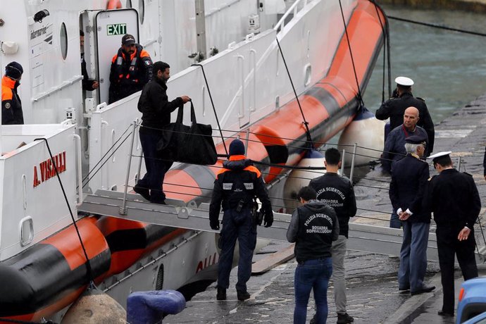 October 19, 2024, Bari: E' entrata nel porto di Bari la motovedetta della guardia costiera italiana con a bordo i 12 migranti provenienti dal centro italiano di permanenza per il rimpatrio di Gjader per i quali è stato disposto il rientro in Italia dopo c